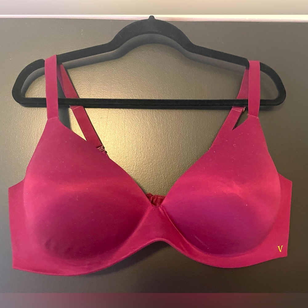 Victoria's Secret Fuchsia Pink T-Shirt Bra